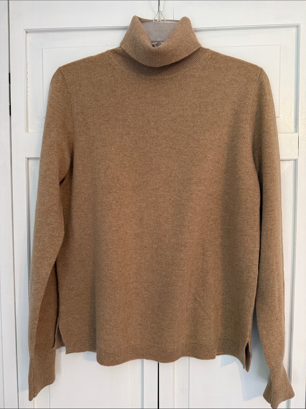 J Crew Cashmere Camel Brown Turtleneck Sweater - Women’s